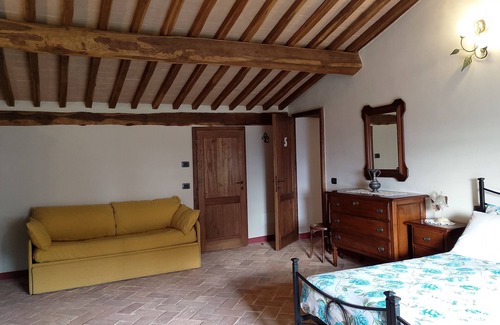 Radicondoli Other | Super Double Family Room with 4 Single Beds with Private Bathroom