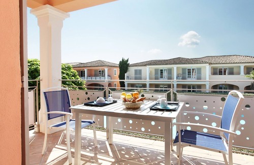 Grimaud Apartment | Super endroit ! Joli Studio équipé près du Port