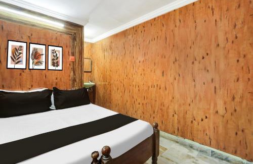 Warangal Hotel | Super Hotel O Chowrasta Near Congress Bhavan
