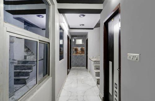 Kishangarh Hotel | Super Hotel O Raj Mahal