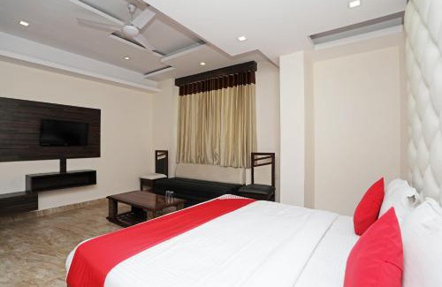Meerut Hotel | Super Hotel O Subhadra Residency