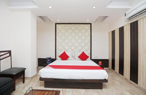 Meerut Hotel | Super Hotel O Subhadra Residency