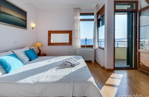 Kozino Villa | Super luxuriöse Villa directly on the sea