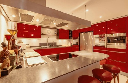 Saanen Ski Chalet | Super Luxurious Duplex Penthouse in Gstaad Center