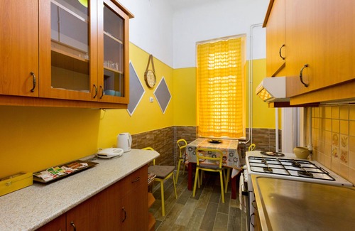 Inner City Budapest Apartment | SUPER OFFER V DISTRICT PEDESTRIAN AREA with A/C