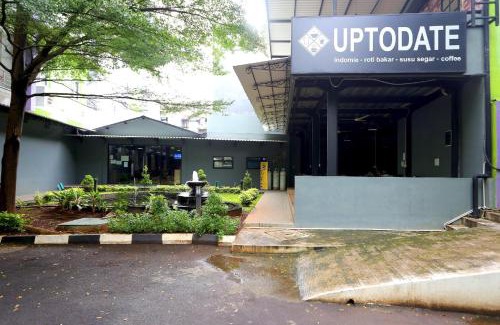 East Jakarta Hotel | Super OYO Townhouse OAK Hotel Fiducia Pondok Gede