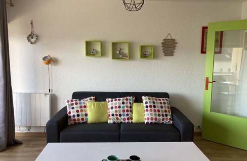 Fort-Mahon-Plage Apartment | Super studio 4 people, facing the sea, close to the beach + parking.