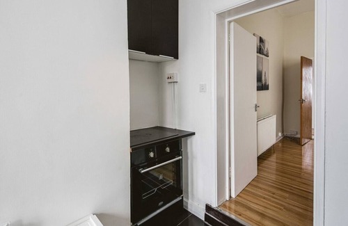 Leyton Apartment | Super Stylish 1BD Flat with Garden in Leytonstone