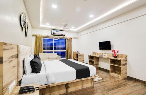 Indore Hotel | Super Townhouse Oak PTC Indore Junction