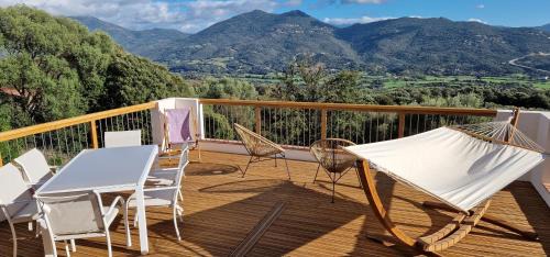 Vetricella Villa | Super villa idyllique & antique avec vue mer imprenable