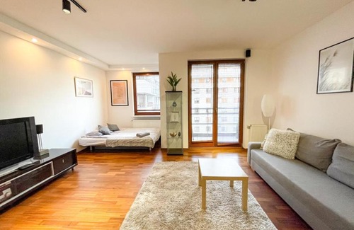 Sielce Apartment | SuperApart Bobrowiecka 3