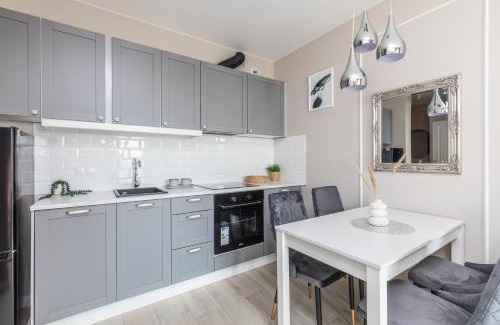 Ursus Apartment | SuperApart Przy Forcie 12