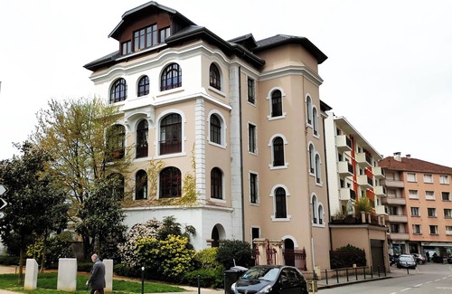 Annecy Old Town Apartment | Superb 180m2 town center apartment Annecy - 30's style