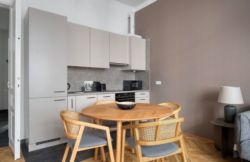 Weißgerber Apartment | Superb 2BR in Landstraße U3&U4 Wien Mitte/Shopping Center by Blueground