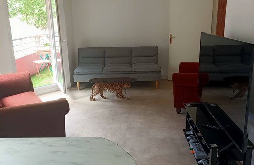 Issy-les-Moulineaux Apartment | Superb 60m2 with suite and jacuzzi