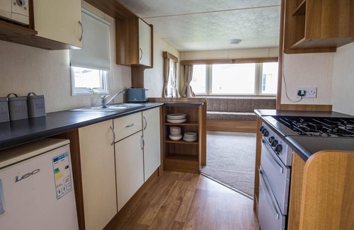 Louth House | Superb 8 berth caravan at Sunnydale Park in Skegness ref 35180S