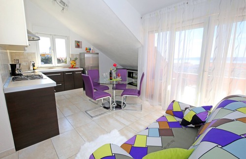 Kastel Novi Apartment | Superb apartment with wonderful view nearby Split and Trogir