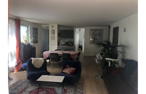 Quartier de la Goutte-d'Or Apartment | Superb apartment with patio, at the foot of Montmartre