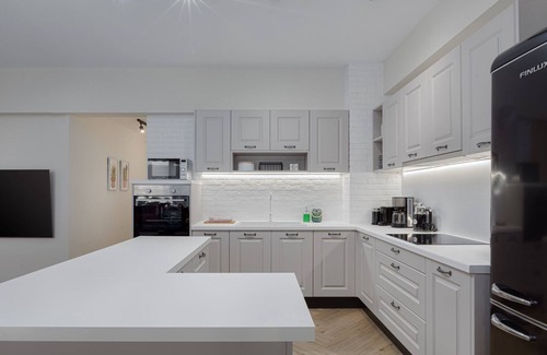 Plaka Villa | Superb Athens Apartment | 3 Bedrooms | Apartment Kylie | Acropolis