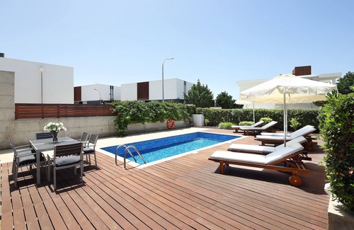 Paphos Villa | SUPERB BEACH Villa, Modern, heated Pool, ideal for weddings, Quiet area (4) 307