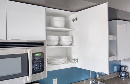 Broadway Apartment | Superb Capitol Hill 1BR w/Lounge & Gym, easy commute, by Blueground