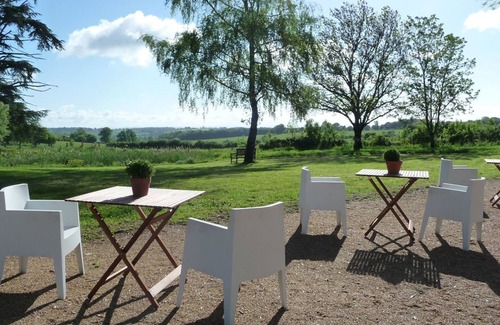 Saint-Saulge House | Superb country house with a lovely large garden