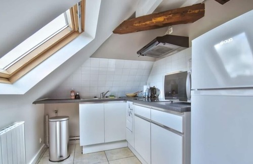 Nogent-le-Roi House | Superb Downtown Apartment