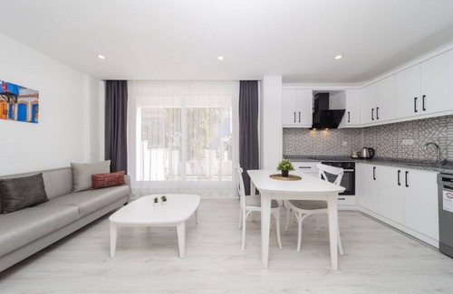 Eski Lara Apartment | Superb Flat Close to Duden Waterfall in Muratpasa