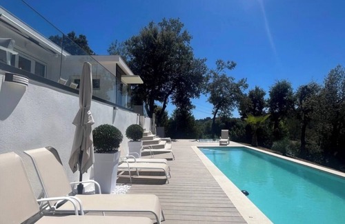 Biot House | Superb, four-bedroom villa with pool and jacuzzi