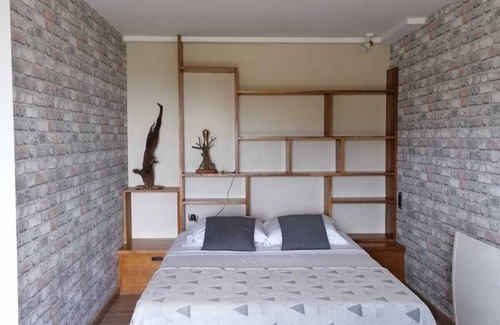 Lamastre Bed & Breakfast | Superb guest house with heated pool on the heights of Lamastre.