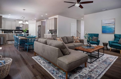 Aloha House | Superb New Construction, Pet Friendly, Hot Tub, Ping Pong, Near TopGolf, Under 15 Miles to Portland
