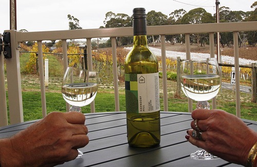 Hahndorf Cottage | Superb new cottage, stunning views, secluded but handy to Hahndorf Main Street