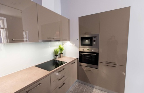 Belvaros - Lipotvaros Apartment | Superb quality, 2BRM, 2Bathroom, A/C, NEW!