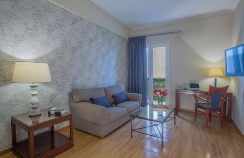 Ilisia Apartment | Superb serviced flat for 2 in the heart of Athens with view