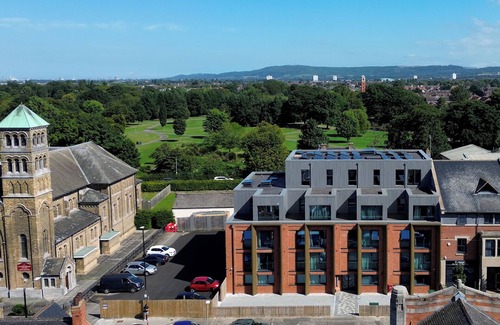 Middlesbrough Apartment | Superb Studio Apartment, In the Heart of Middlesbrough with free secure parking