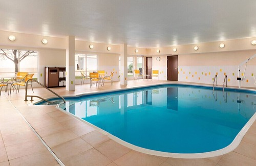 Mankato House | Superb Suite for a Romantic Getaway W/ Breakfast