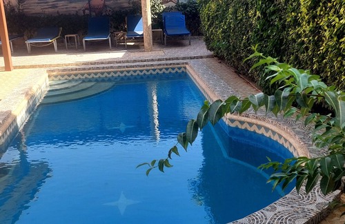 Saly Villa | Superb Villa Private Pool and feet in the sea