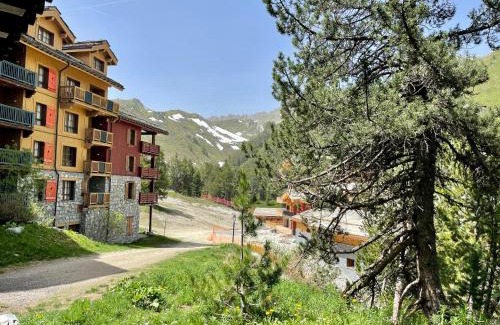 Arc-1950 Apartment | Superbe Appartement 6 personnes Ski-in Ski-out Arc 1950