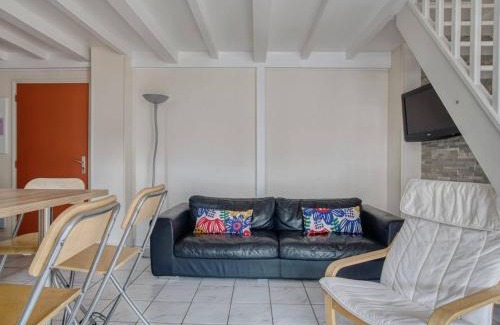 Saint-Jean-de-Luz City Center Apartment | Superbe appartement avec piscine et parking à Saint-Jean-de-Luz - FR-1-4-590