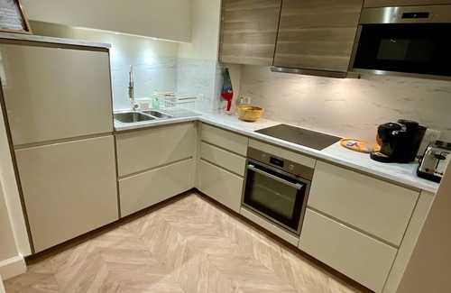 Auxerre Apartment | Superbe Appartement Avec Terrasse, Parking Gratuit Puis Tout Auxerre à Pieds !