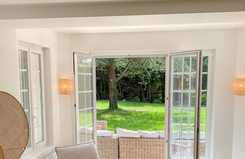 Touques House | Superbe Villa with garden, calm and sunny, close to beaches