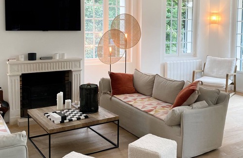 Touques House | Superbe Villa with garden, calm and sunny, close to beaches