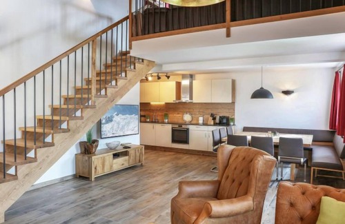 Piesendorf Apartment | Superior 1 Schlafzimmer mit Balkon by Interhome