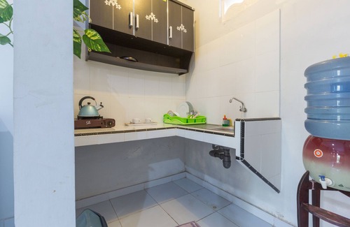 Berawa House | Superior Double Room set in Tranquil Canggu, 10 Minutes to Berawa Beach