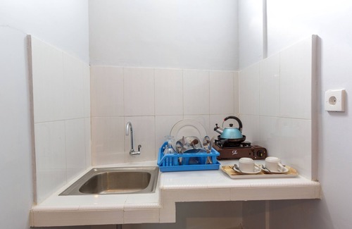 Berawa House | Superior Double Room set in Tranquil Canggu, 10 Minutes to Berawa Beach