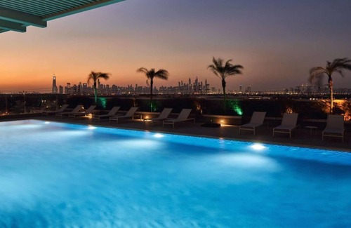 Jumeirah Village Triangle Apartment | Superior Room In Jvt Near Table Tennis Academy