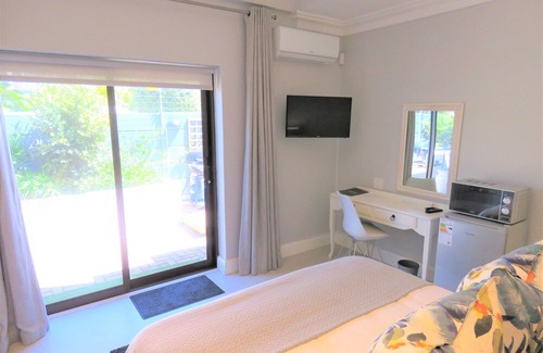 Sunset Beach Apartment | SUPERIOR STUDIO - OCEAN BREEZE SUNSET BEACH