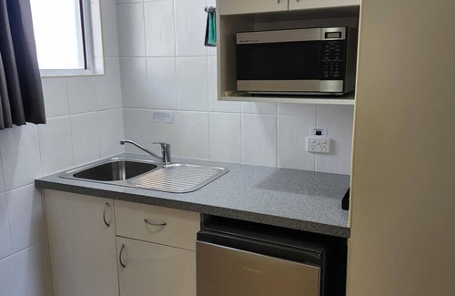 Emu Park Apartment | Superior Studio Unit 2