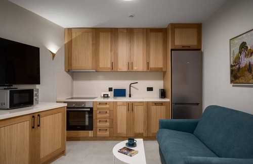 Old Town House | Superior Suite Cantons View