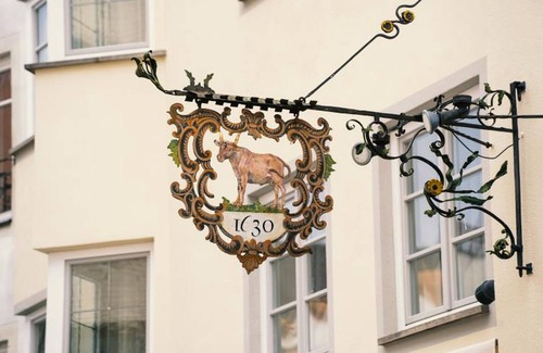 Ehingen Apartment | Superior triple room with shower and WC